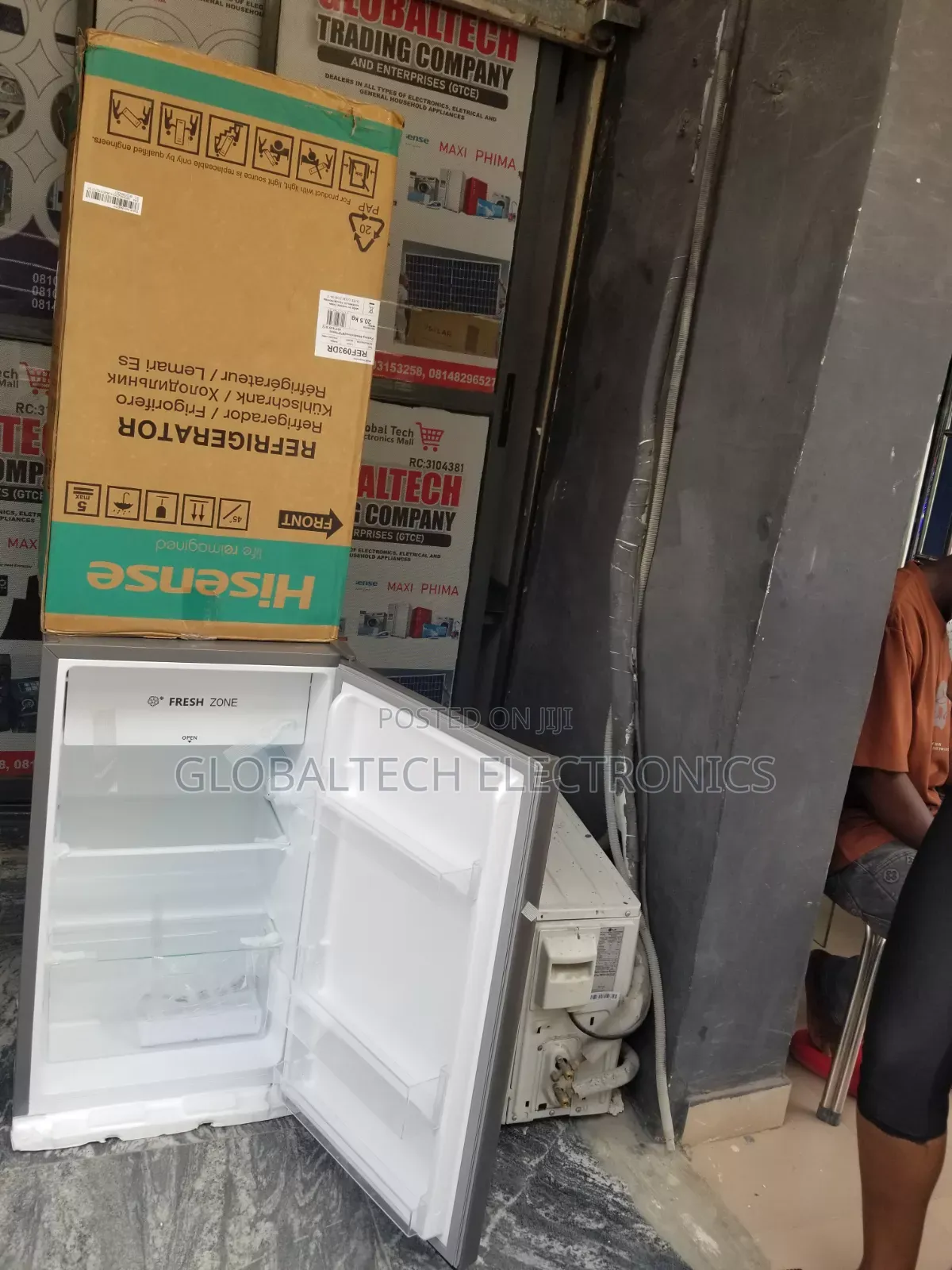 Hisense Single Door Refrigerator 90L (093DR)
