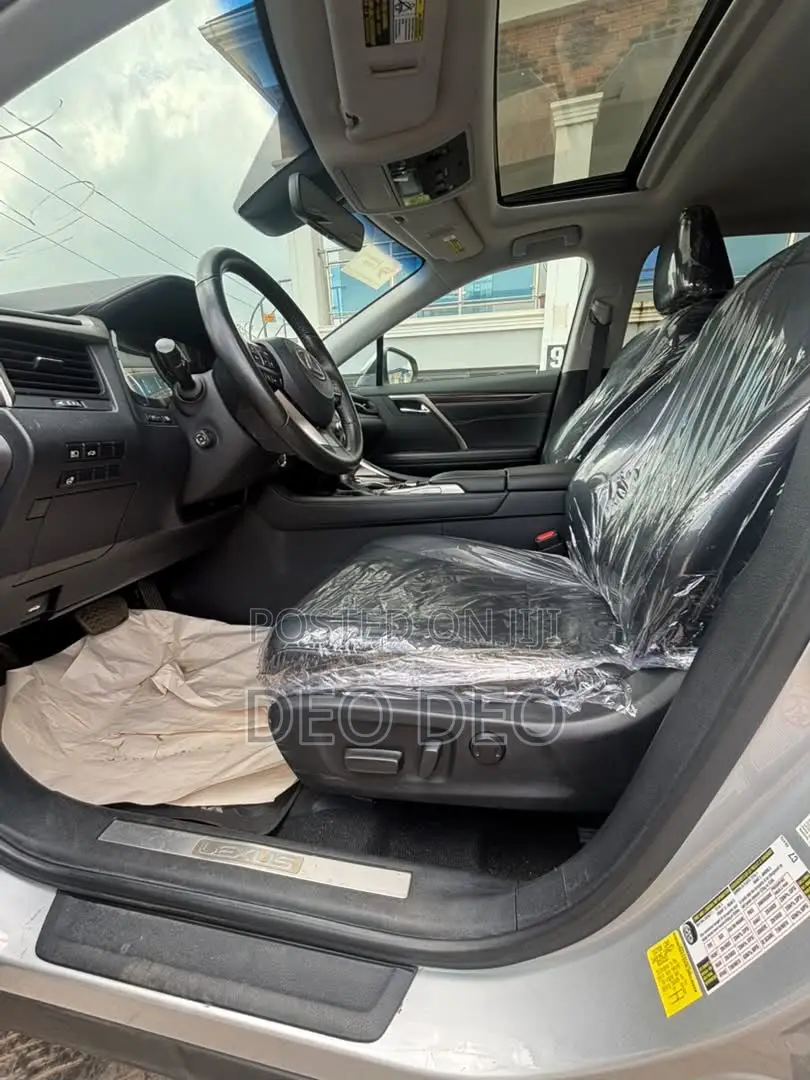 Lexus RX 2017 Silver