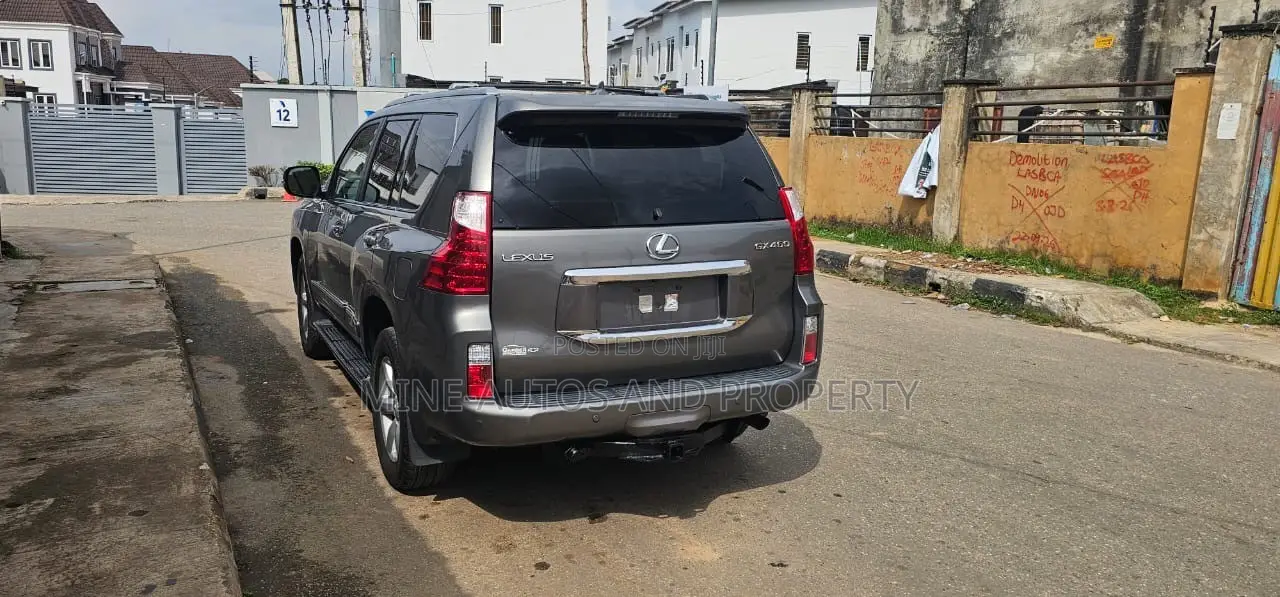 Lexus GX 460 2010 Gray