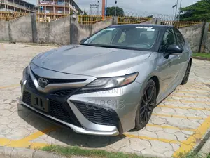 Toyota Camry 2023 Silver