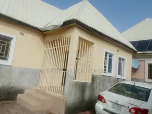 1bdrm Room & Parlour in Ushafa for rent