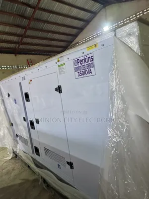 □■Powerful England Perkins Diesel Soundproof Gen 2years Wty 350kva