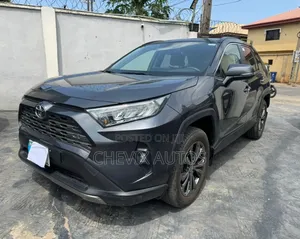 Toyota RAV4 Limited 2025 Gray
