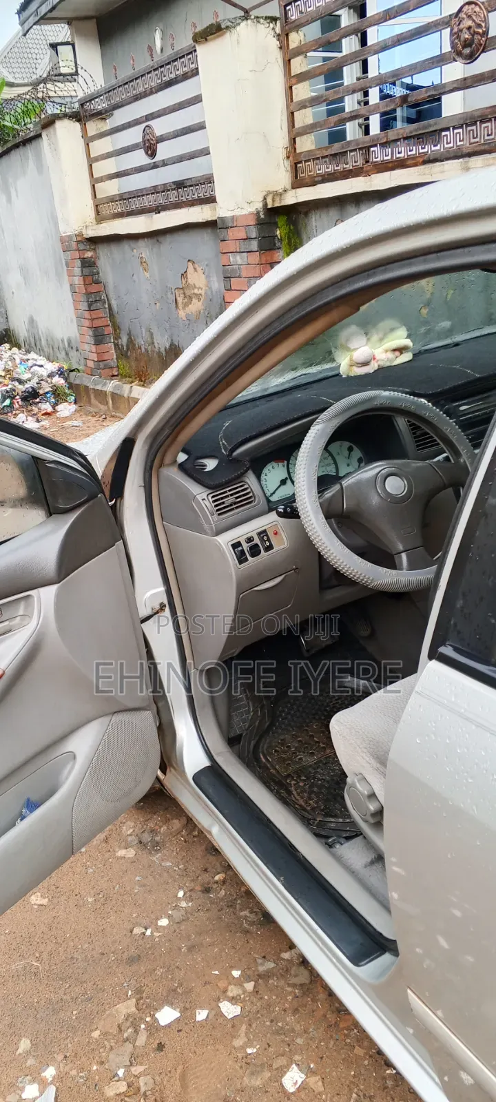 Toyota Corolla 2004 Gray