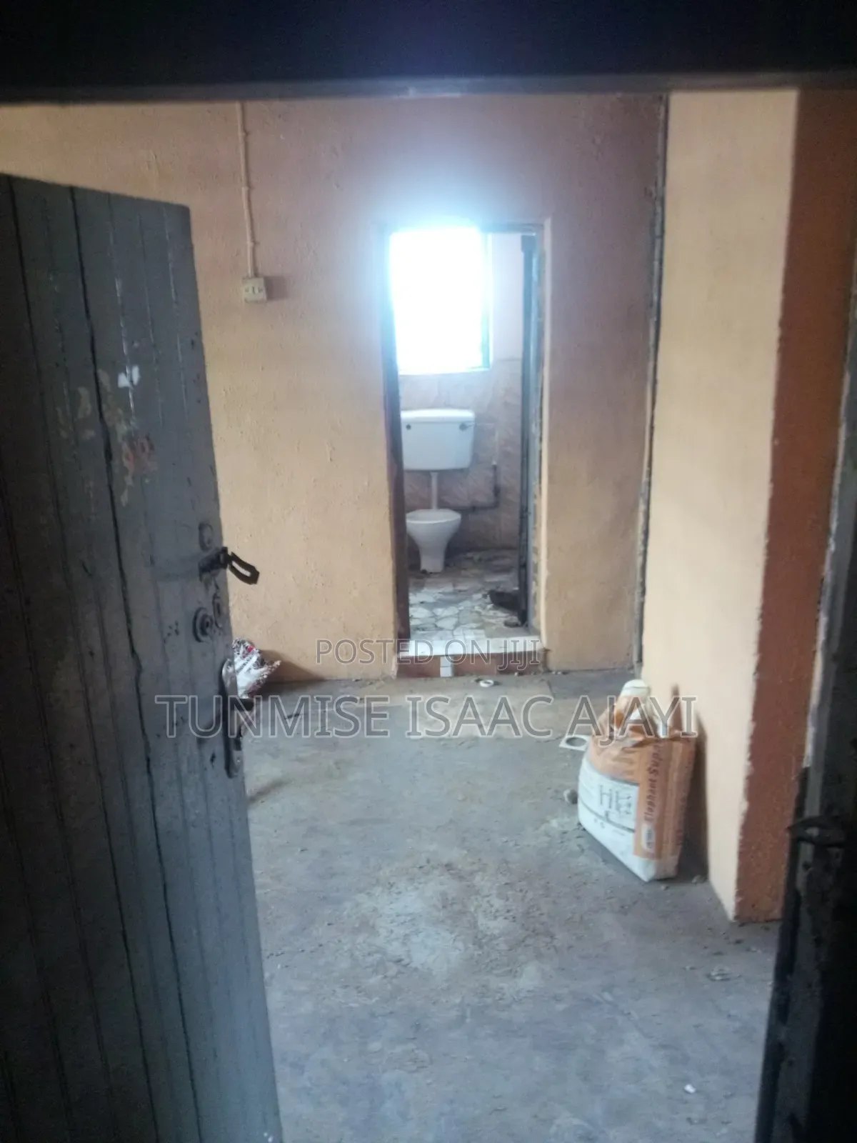 Mini Flat in Itire for rent