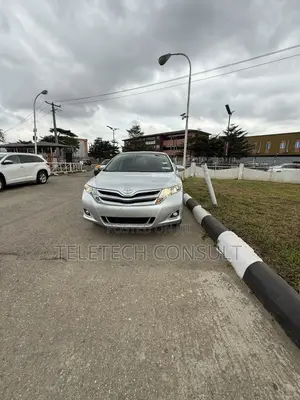 Toyota Venza XLE AWD V6 2013 Silver