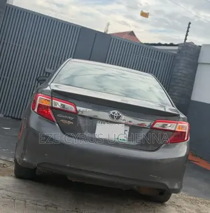 Toyota Camry 2014 Gray