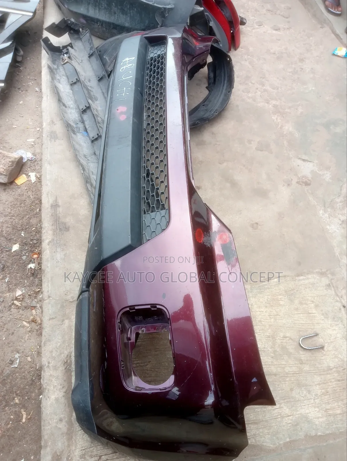 Empty Front Bumper Honda Pilot 2009 Model