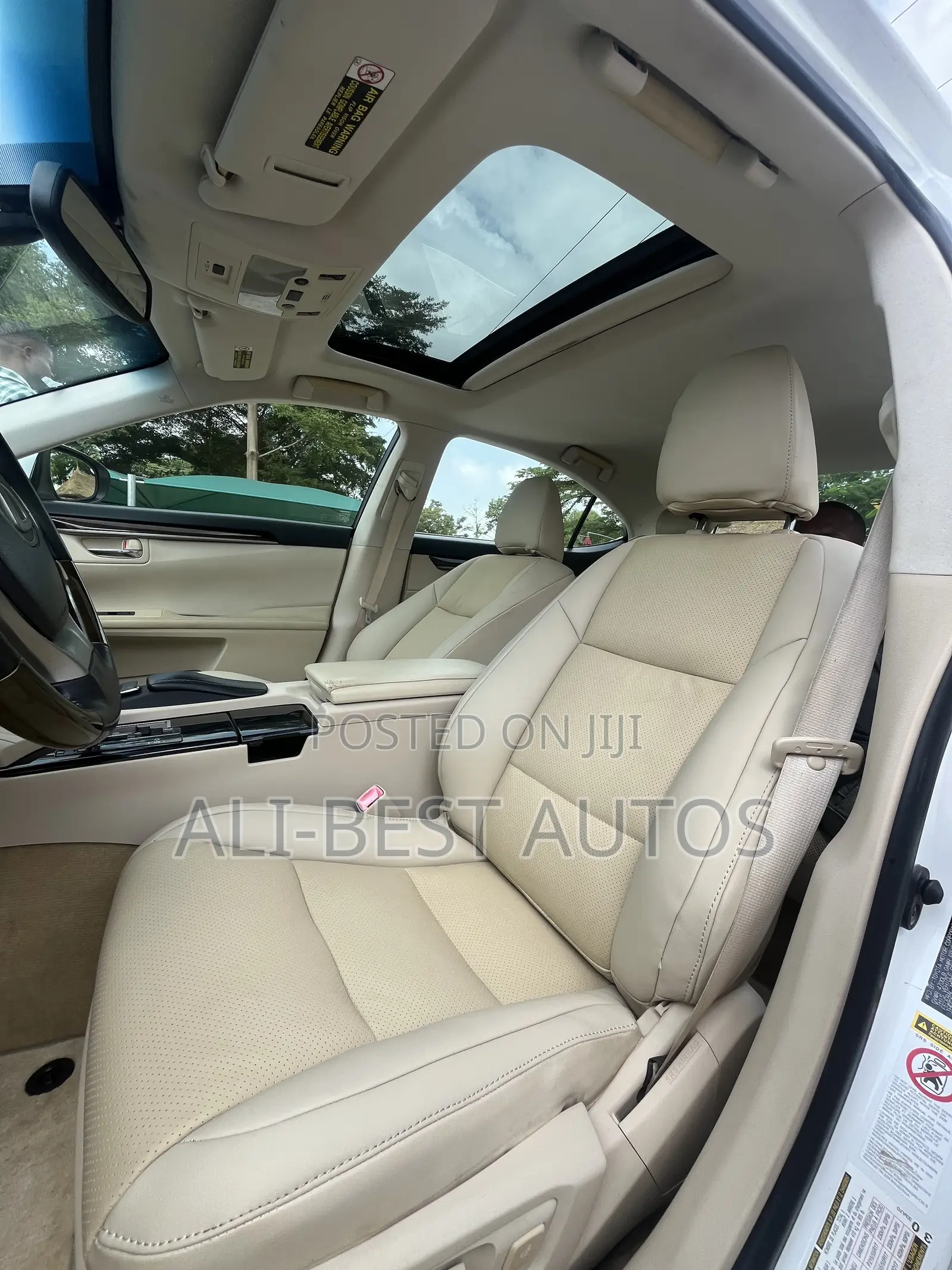 Lexus ES 2013 White