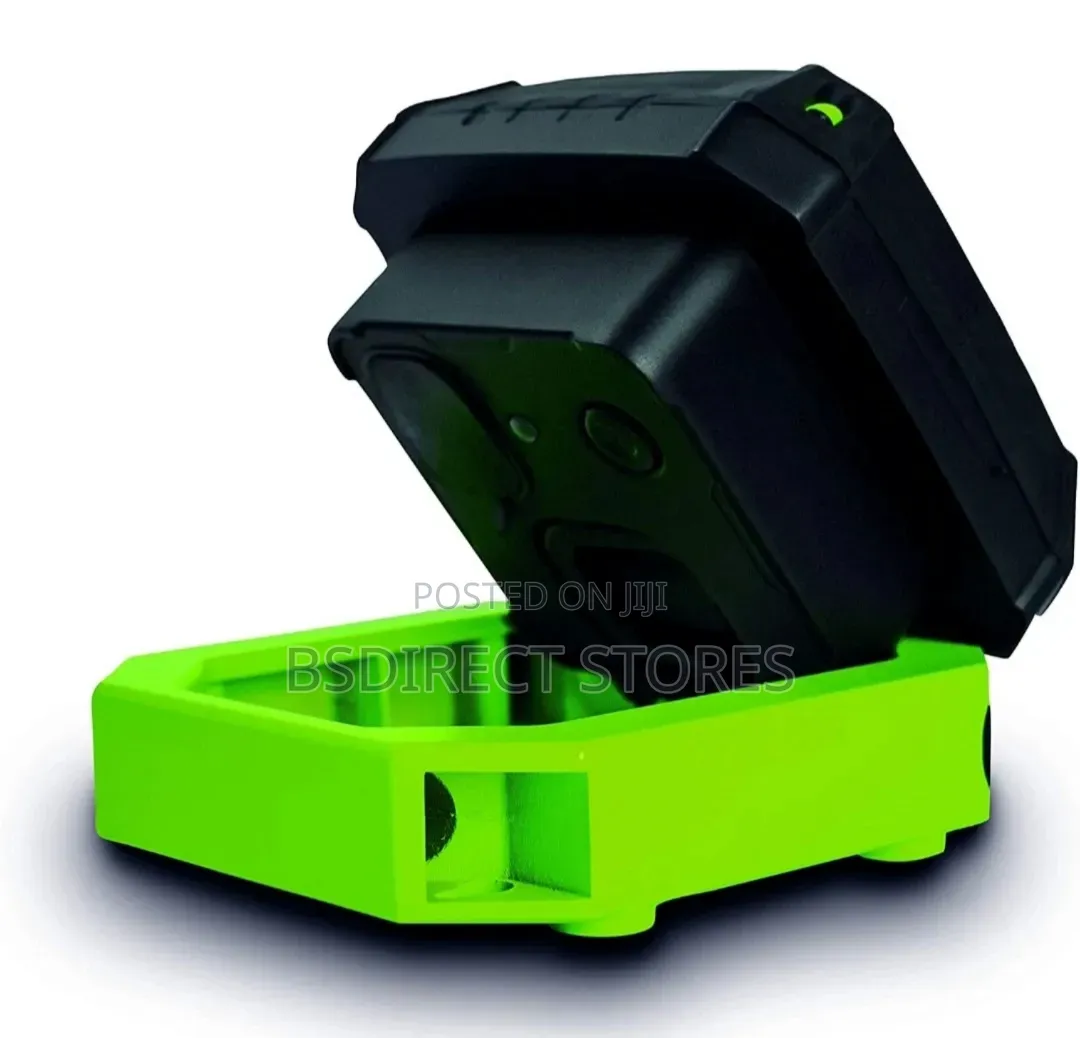 Luceco Compact Magnetic USB Charge Rechargeable High Performance Light
