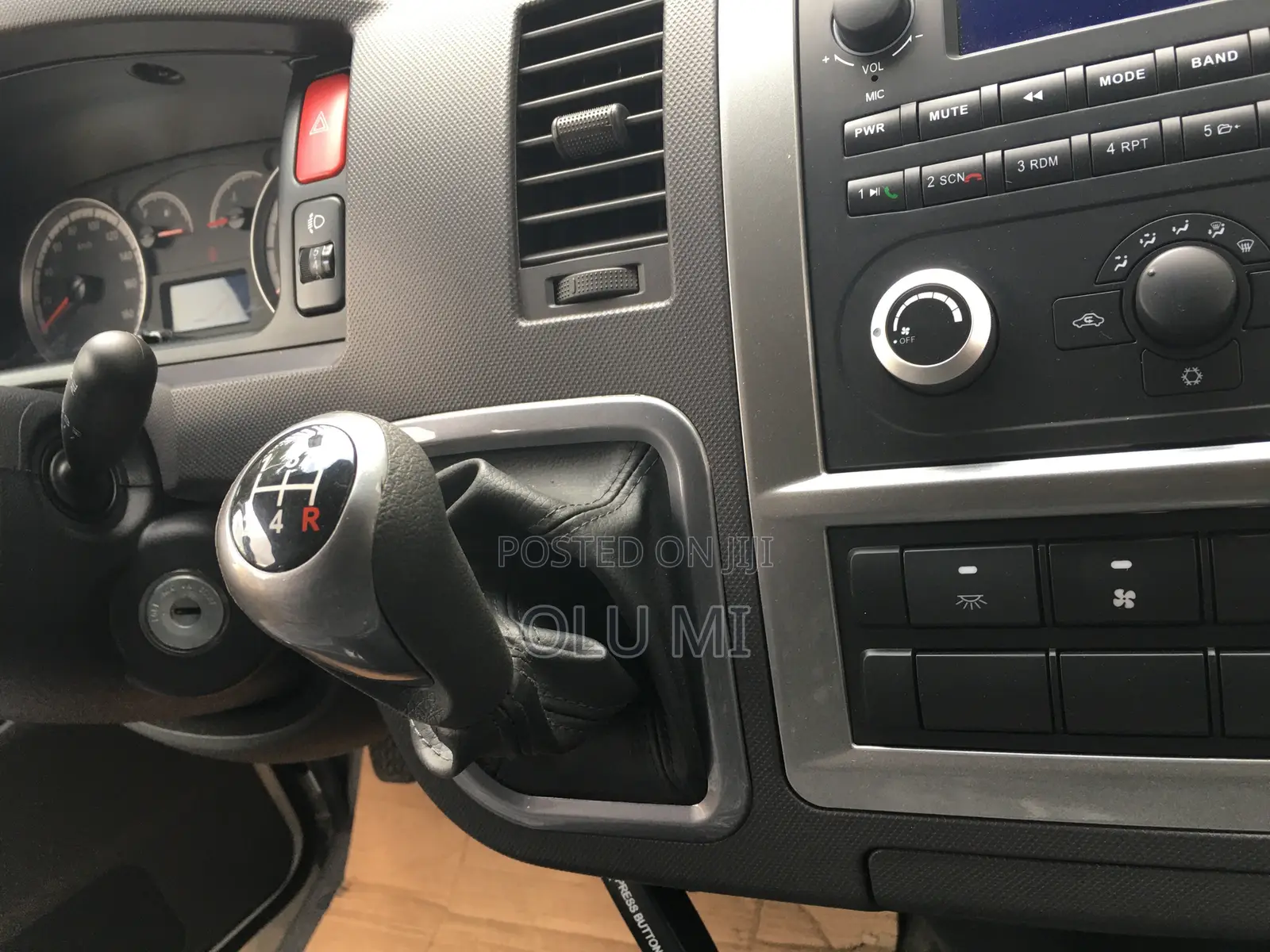 New Foton View 2025 White