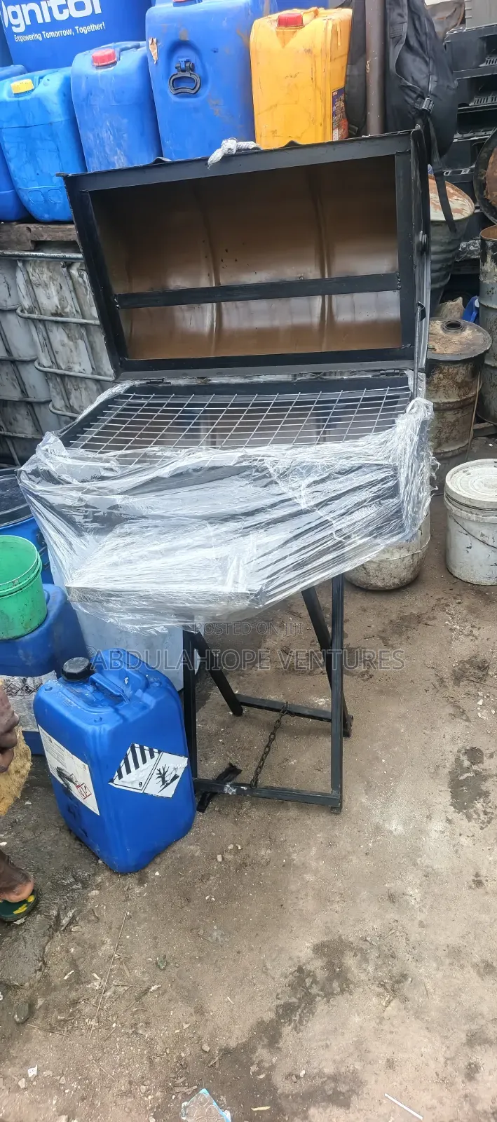BBQ Grill Stand
