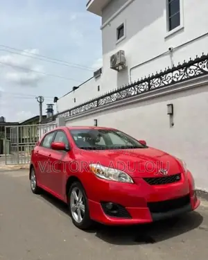 Toyota Matrix S Hatchback AWD (2.4L 4cyl 4A) 2009 Red