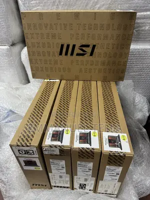 New Laptop MSI Katana 15 16GB Intel Core i7 SSD 512GB