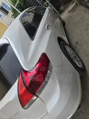 Toyota Venza 2012 White