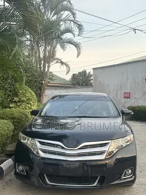 Toyota Venza V6 AWD 2010 Black