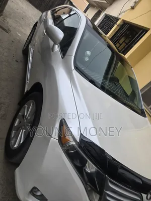 Toyota Venza 2012 White