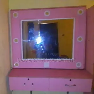 Pink Make-Up Work Station