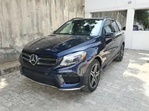 Mercedes-Benz GLE-Class 2017 Blue