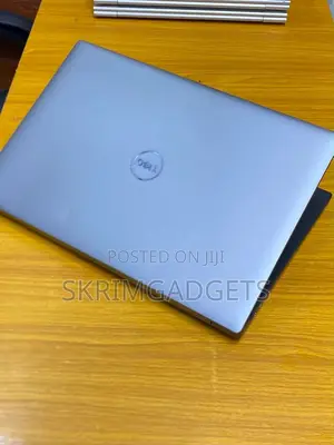 Laptop Dell Precision 5680 32GB Intel Core i7 SSD 512GB
