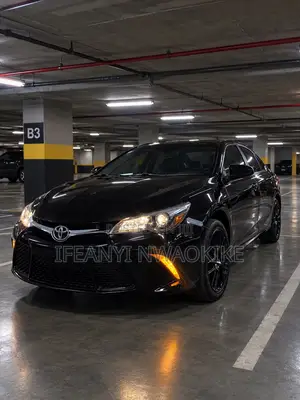 Toyota Camry SE 4dr Sedan (2.5L 4cyl 6A) 2016 Black