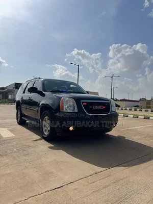 GMC Yukon 2010 Black