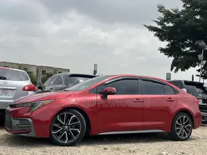 Toyota Corolla SE (1.8L 4cyl 6M) 2019 Red