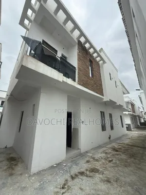 4bdrm Duplex in Chevron for rent