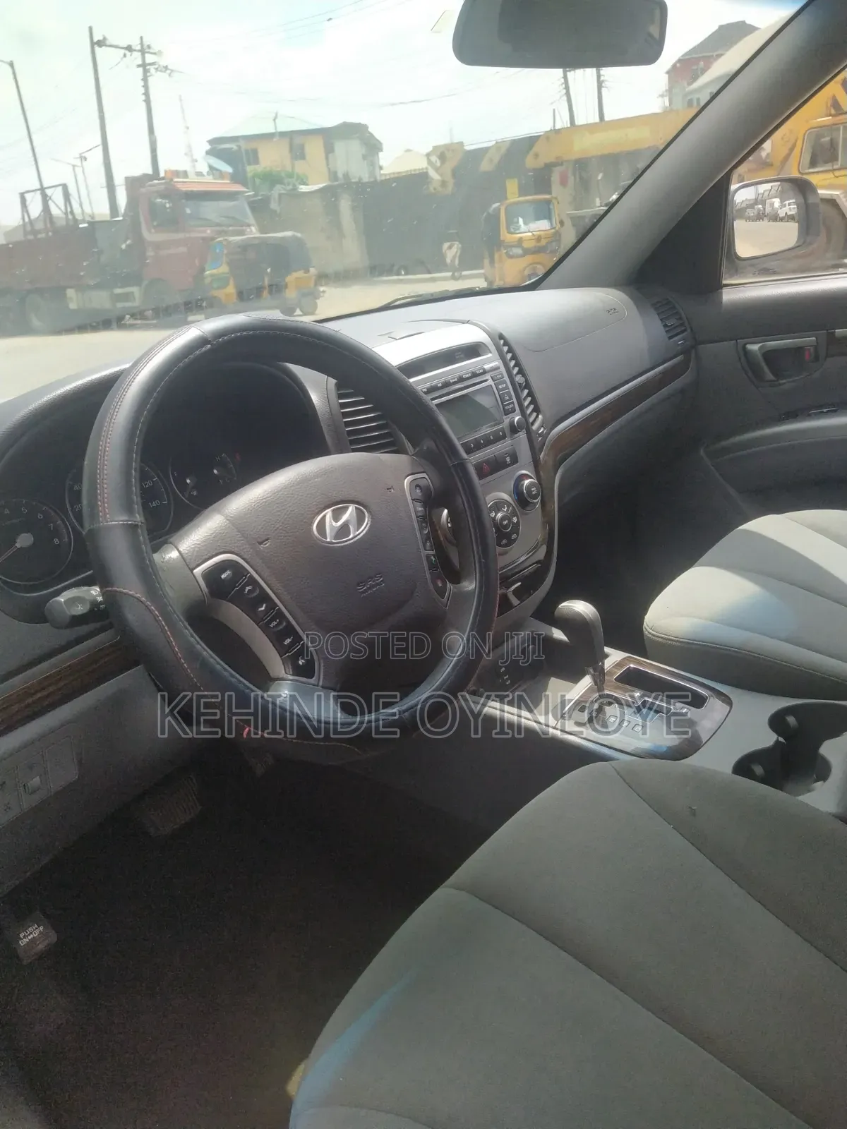 Hyundai County 2010 Silver