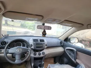 Toyota RAV4 2008 White
