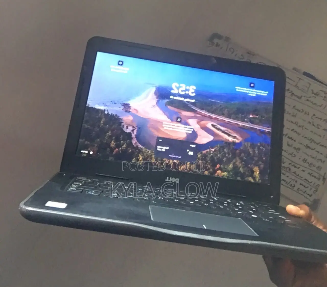 Laptop Dell Latitude 3380 4GB Intel Core i3 HDD 512GB