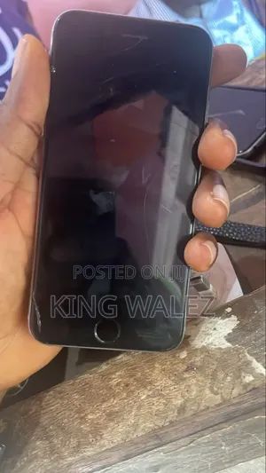 Apple iPhone 6s 64 GB Silver