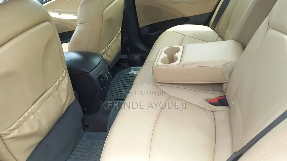 Hyundai Sonata 2012 White