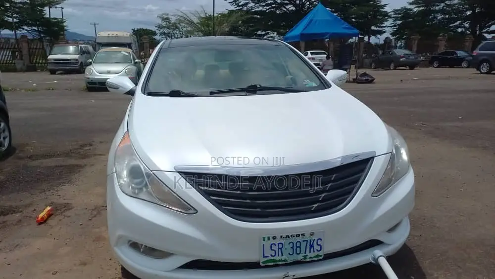 Hyundai Sonata 2012 White