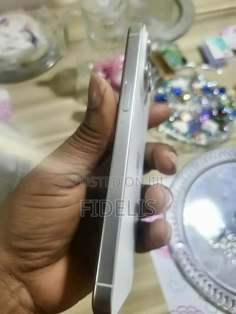 Apple iPhone 15 Pro Max 256 GB White