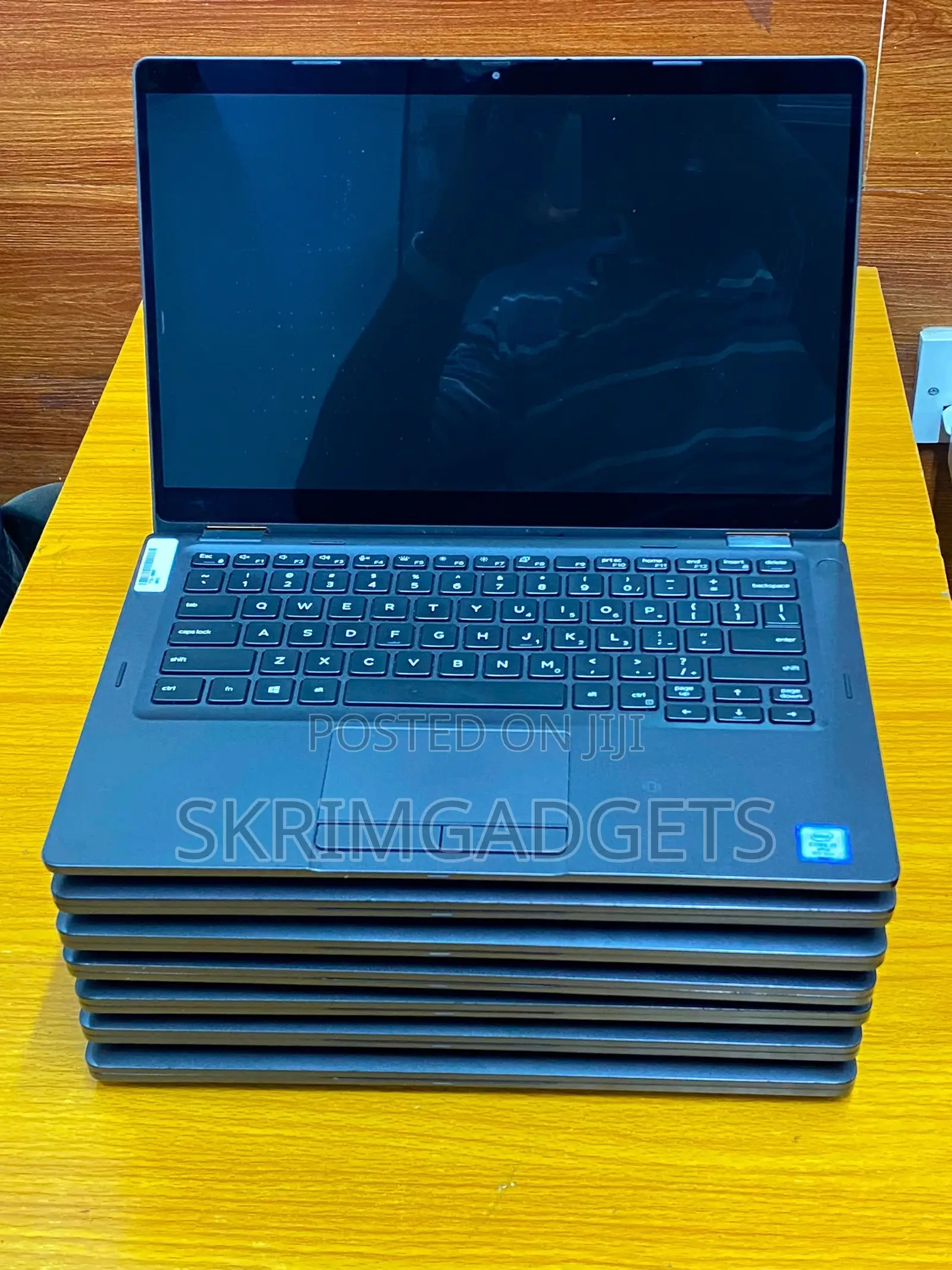 Laptop Dell Latitude 5300 2-in-1 8GB Intel Core i7 SSD 256GB