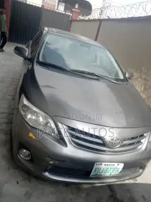 Toyota Corolla 2010 Gray