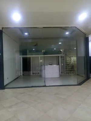 A 42 Square Meter Shop Space