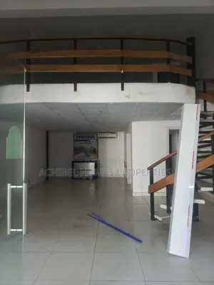 A 100 Square Meter Shop Space
