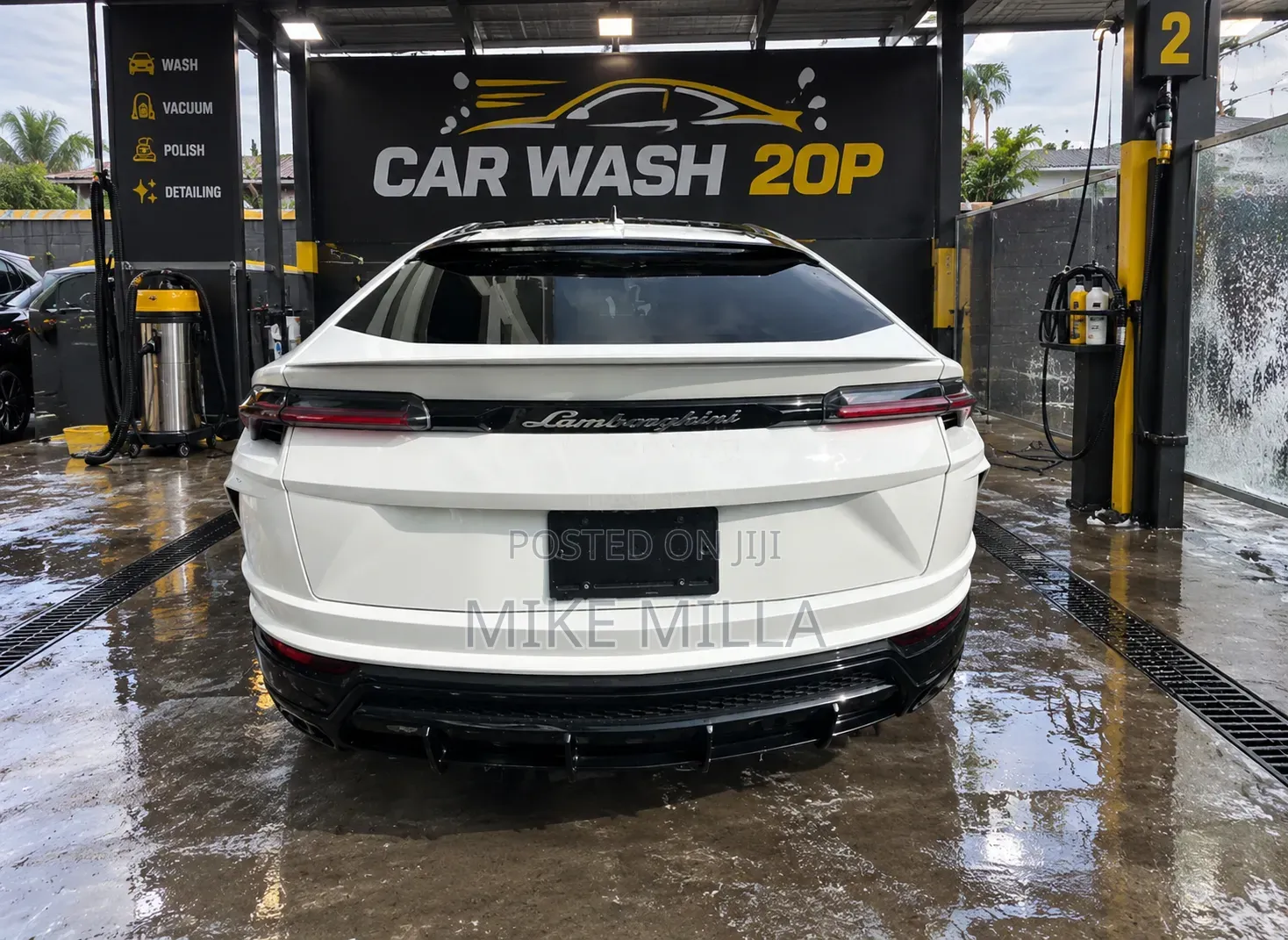 Lamborghini Urus Base 2019 White