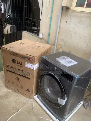 LG F4V3RYP6JE Modern Laundry Care 10.5KG Washing Machine