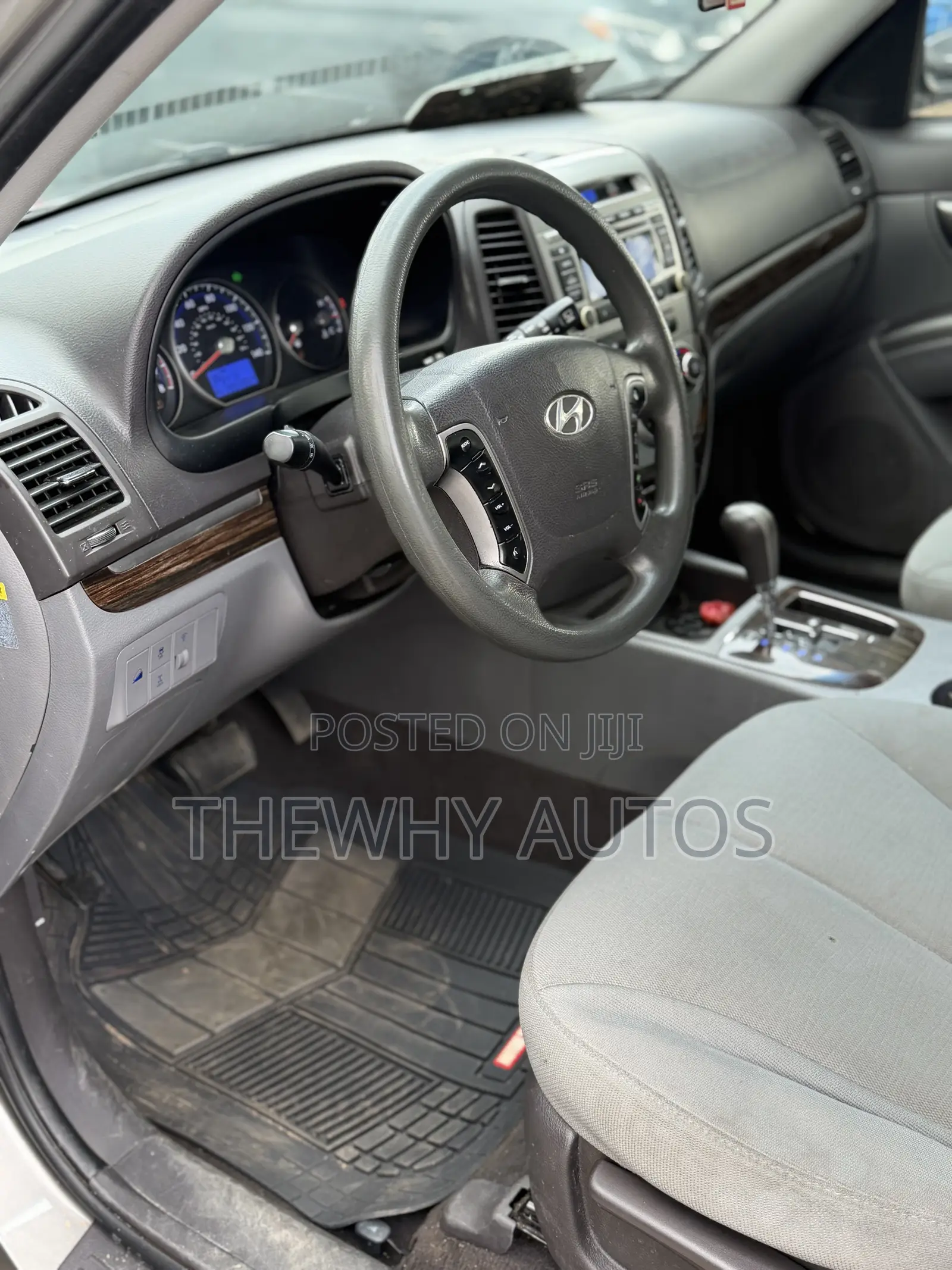 Hyundai Santa Fe GLS 2012 Gray