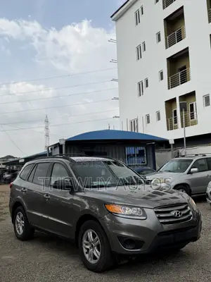 Hyundai Santa Fe GLS 2012 Gray