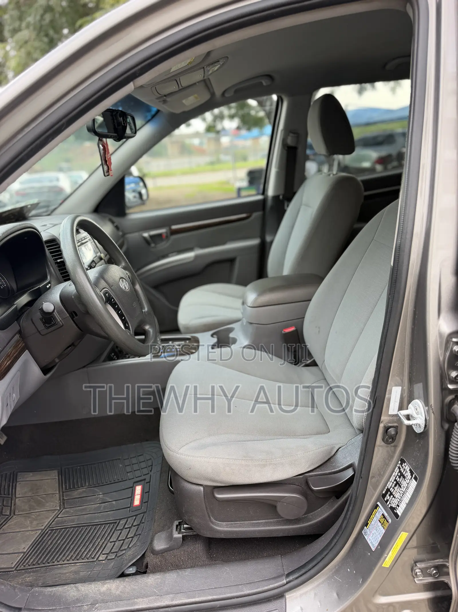 Hyundai Santa Fe GLS 2012 Gray