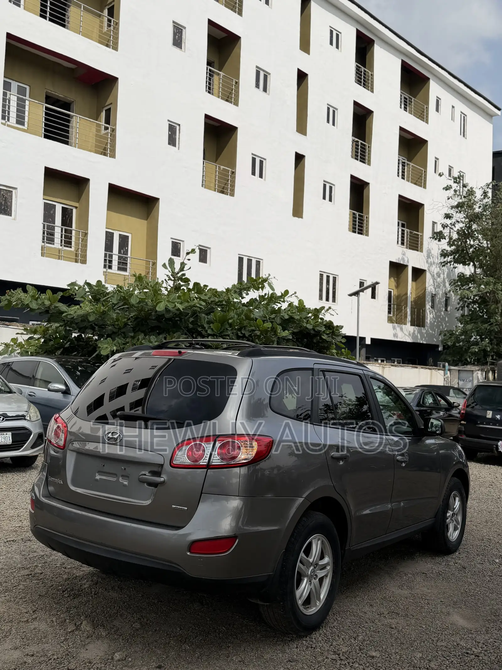 Hyundai Santa Fe GLS 2012 Gray