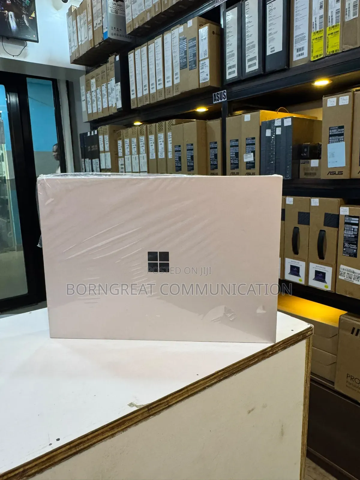 New Laptop Microsoft Surface Pro 16GB SSD 256GB