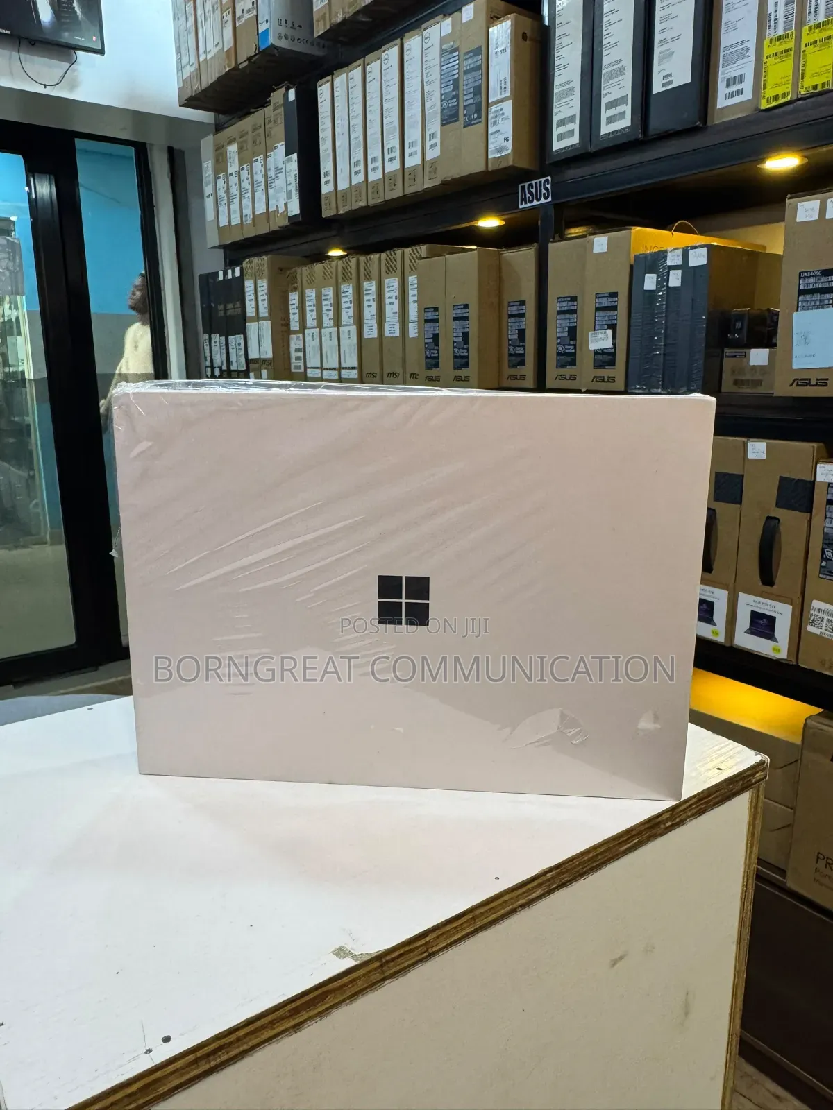 New Laptop Microsoft Surface Pro 16GB SSD 256GB