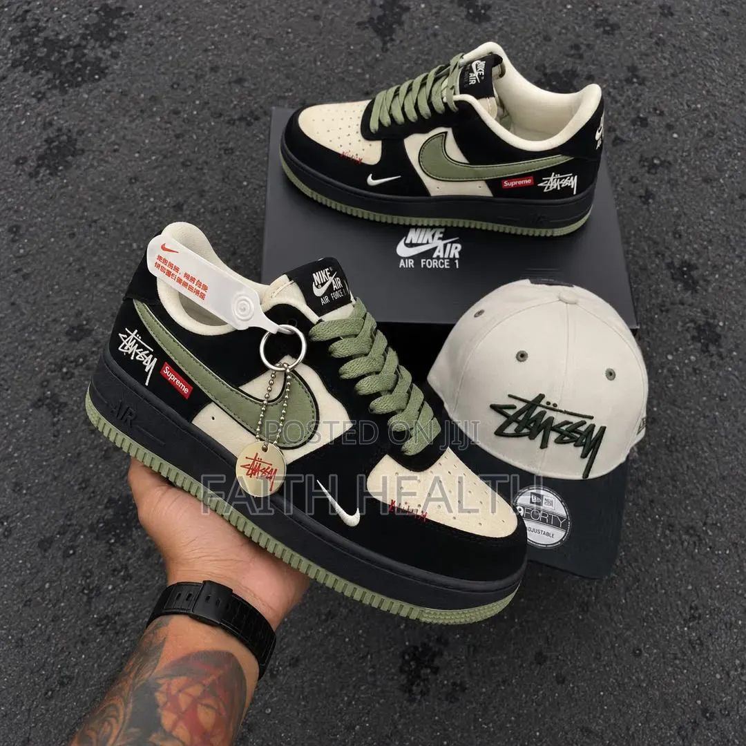 *Nike Air Force 1 X Snks*