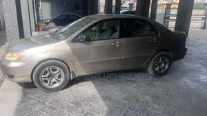 Toyota Corolla 2004 Gold