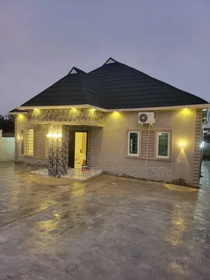 3bdrm Bungalow in Elebu Oluyole Estate for sale